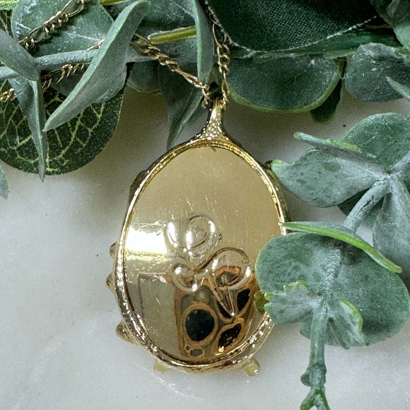 🌺Lilly Pulitzer- Necklace - Picture 5 of 5